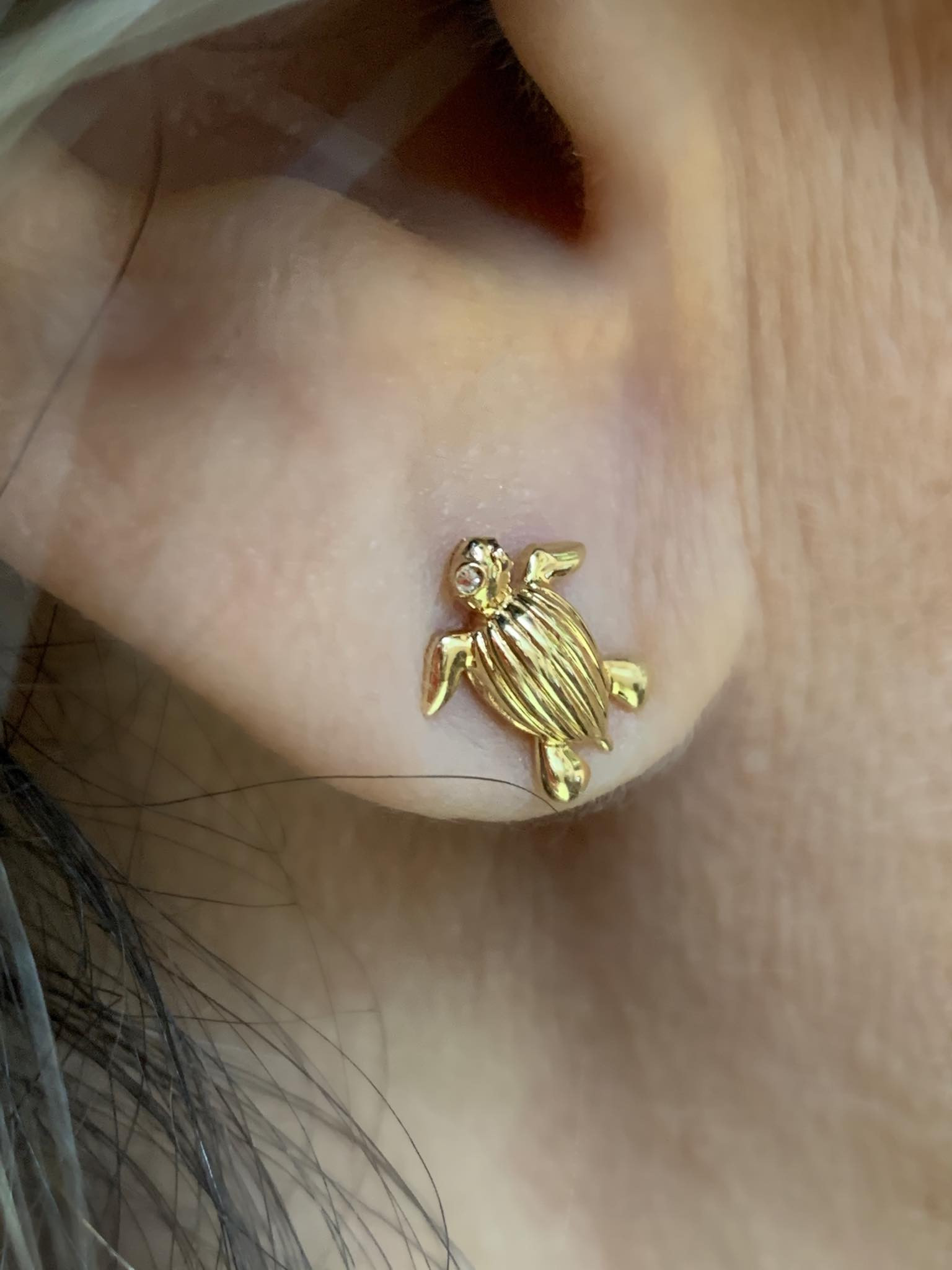Leatherback Sea-turtle (Tinglar) Stud Earrings Solid 14K Yellow Gold with Diamond Eyes Leatherback Sea-turtle (Tinglar) Stud Earrings Solid 14K Yellow Gold with Diamond Eyes